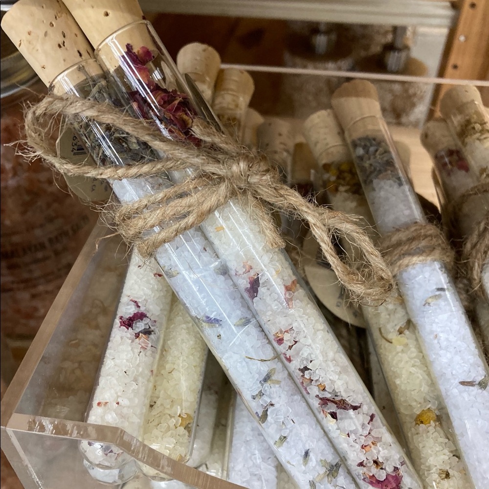 Dead Sea Salt Bath Soak